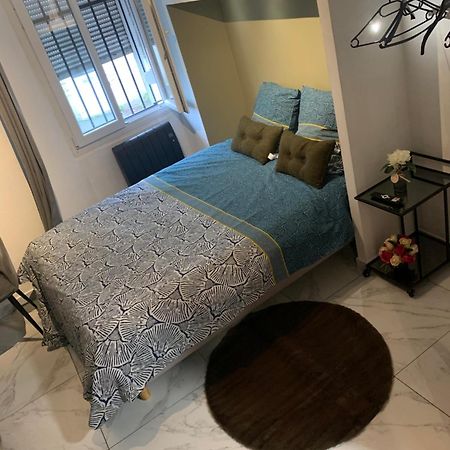 Apartamento Charmant Studio Dans Maison Sarcelles Exterior foto